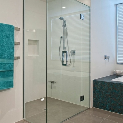 Puerta de ducha de baño moderna con acero inoxidable 304 y vidrio templado