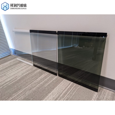 Casita de autobús de vidrio templado de 10 mm y 12 mm en Qingdao con opciones plegadas y desplegadas
