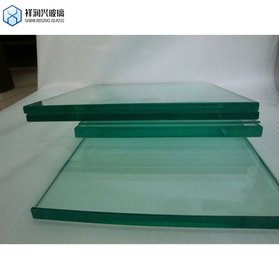 Panel de vidrio solar con patrón transparente de baja resistencia al hierro 4 mm 32 mm Ar Coating Tempered Glass