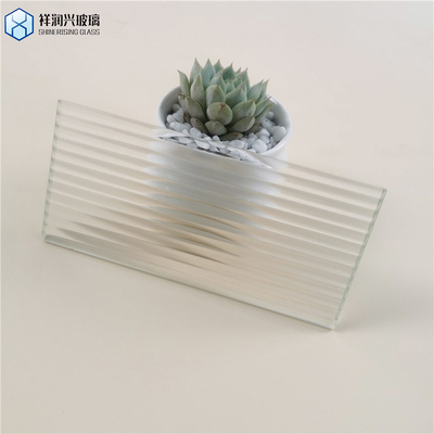 6mm de alambre Qingdao Shinerising alambre de vidrio con patrón perfecto para la construcción de capas de demanda