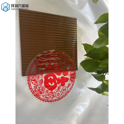 Vidrio templado con patrón de bronce claro / oscuro de 3 mm-10 mm personalizado para puerta de ducha pulida plana