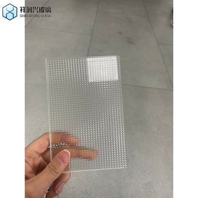 4 mm Moru Flora Millenium Wave Diamante Cubo de agua de lluvia de bajo hierro Calidad templada Vidrio con patrón para ventana
