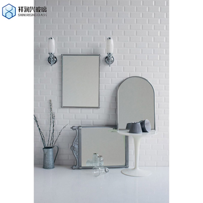 Los fabricantes de Qingdao ofrecen un espejo de mesa retro de vidrio de aluminio transparente