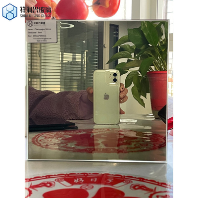 Espejo de vidrio transparente decorativo con bordes planos y certificado SGS