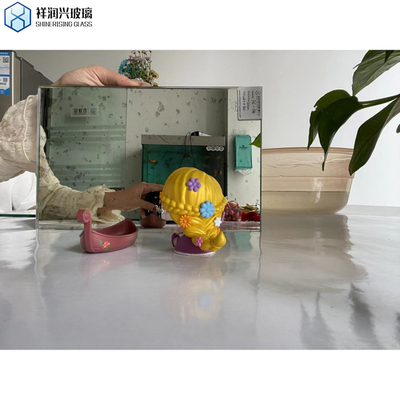 Petición personalizada de vidrio para espejo decorativo de pared con bordes planos y pulidos