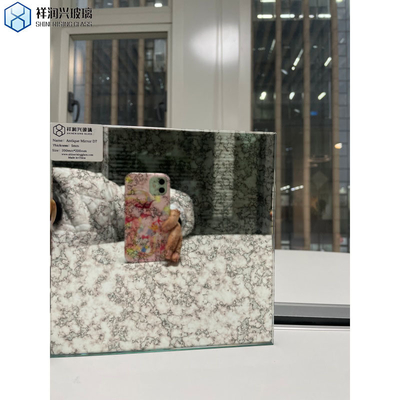 Decoración de mariposas con certificación SGS