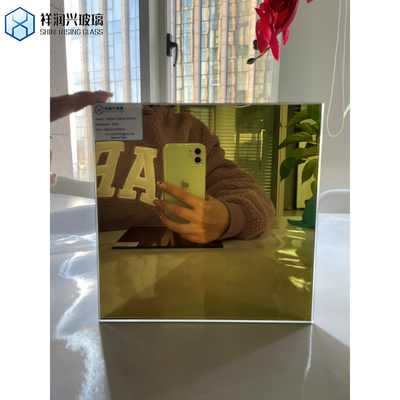 Plata de vidrio de espejo teñido de bronce para la decoración del edificio Panel de vidrio único Baño