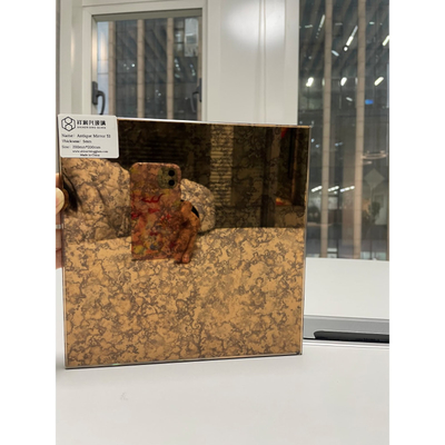 Opción de vidrio decorativo con personalización
